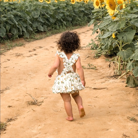 Numi Floral Pinafore 18-24 - Picture 4 of 4